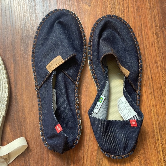 Havaianas Flats - 3 Pack Bundle - Picture 5 of 5